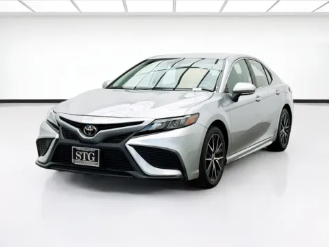 Silver 2024 Toyota Camry SE for sale in Bellflower, CA