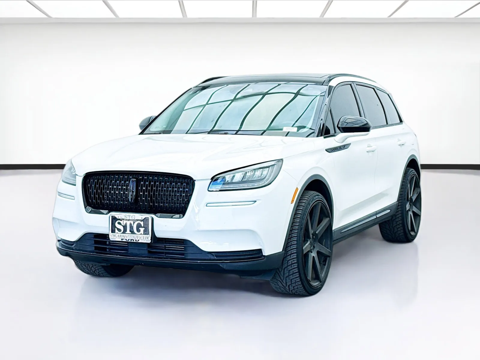 White 2021 Lincoln Corsair Standard for sale in Bellflower, CA