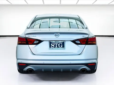 More photos of 2019 Nissan Altima 2.5 SL at STG Bellflower, CA
