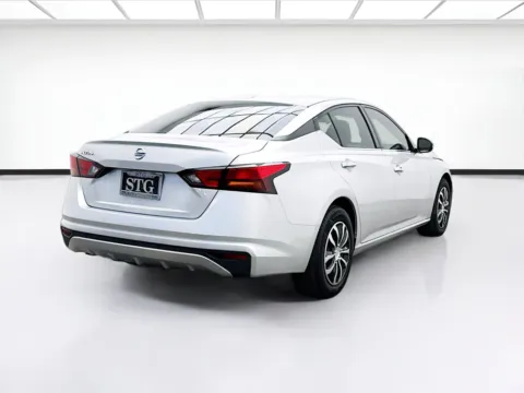 More photos of 2019 Nissan Altima 2.5 S at STG Bellflower, CA