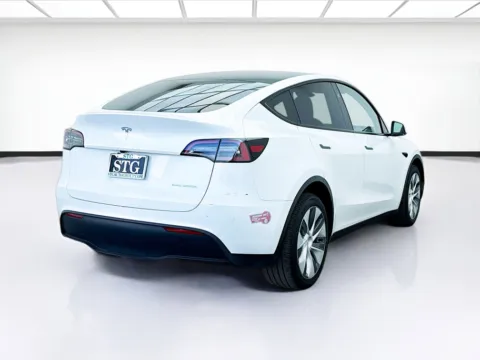 More photos of 2023 Tesla Model Y Long Range at STG Bellflower, CA