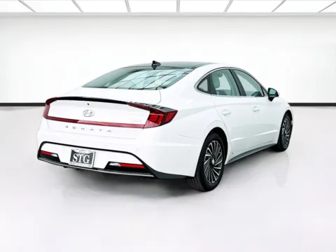 More photos of 2023 Hyundai Sonata Hybrid Limited at STG Bellflower, CA