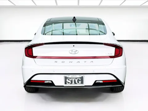 More photos of 2023 Hyundai Sonata Hybrid Limited at STG Bellflower, CA