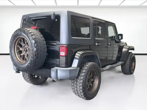 More photos of 2016 Jeep Wrangler Unlimited Unlimited Sahara at KarGenie, CA