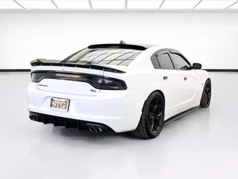 More photos of 2018 Dodge Charger R/T at KarGenie, CA
