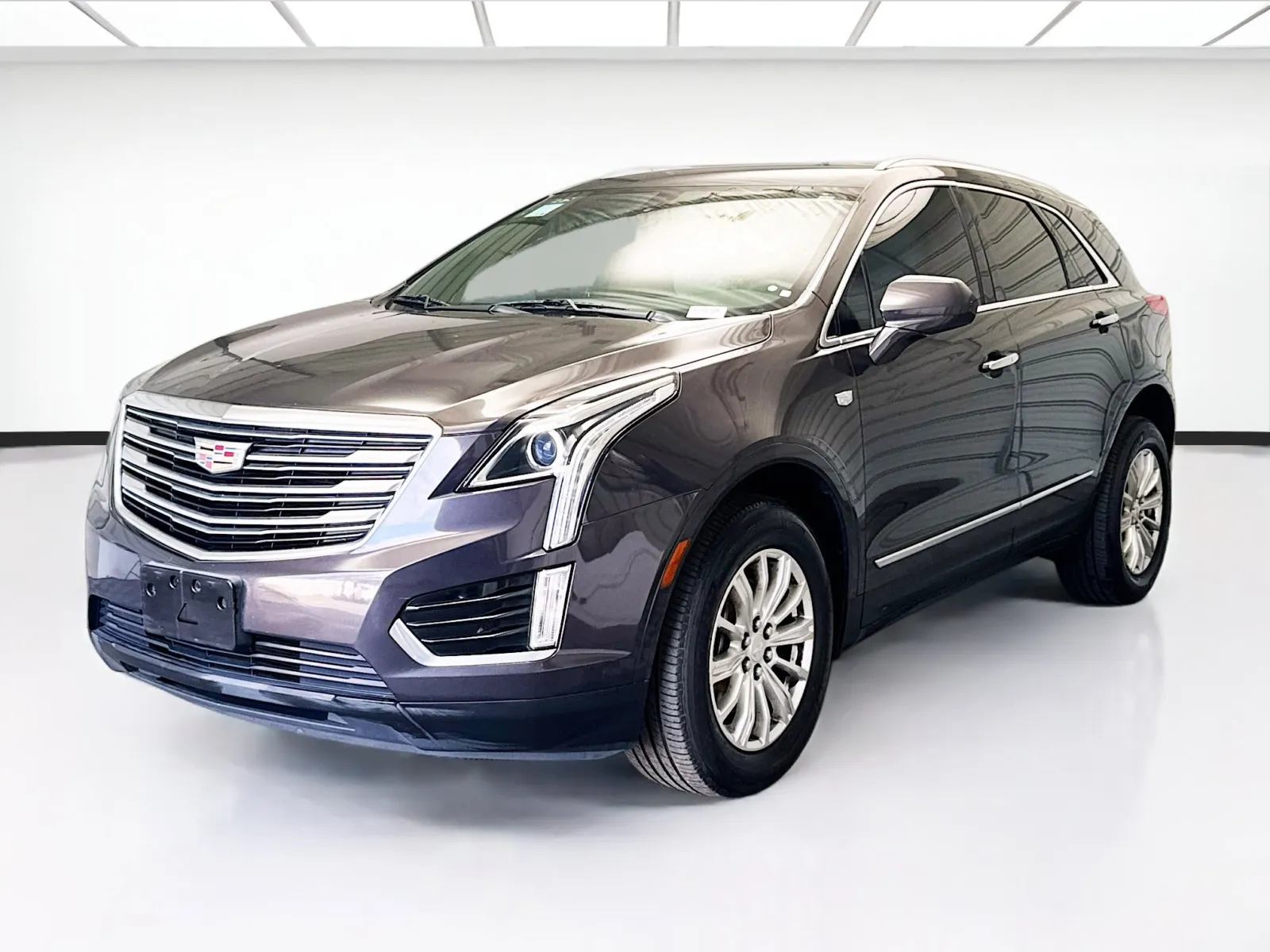 Gray 2017 Cadillac XT5 for sale in Montclair, CA
