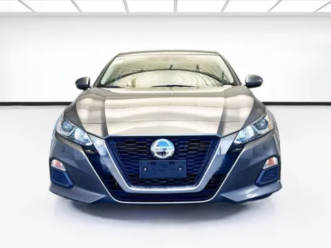 Photos of 2019 Nissan Altima 2.5 S for sale in Montclair, CA at KarGenie