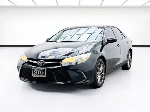 Black 2016 Toyota Camry SE for sale in Montclair, CA