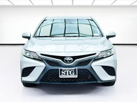 Photos of 2019 Toyota Camry SE for sale in Montclair, CA at KarGenie