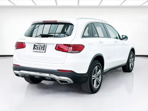 More photos of 2020 Mercedes-Benz GLC 300 at KarGenie, CA