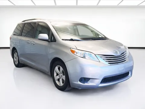 Another view of 2017 Toyota Sienna LE 7 Passenger for sale in Montclair, CA at KarGenie