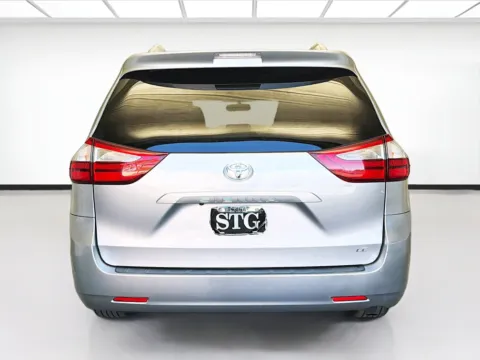 More photos of 2017 Toyota Sienna LE 7 Passenger at KarGenie, CA