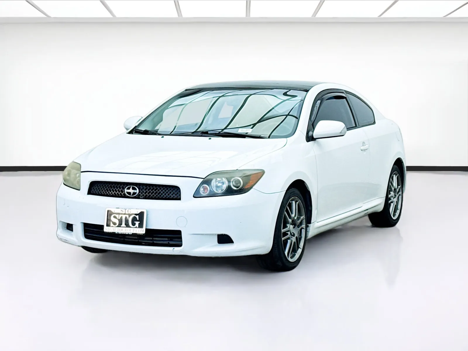 White 2008 Scion tC for sale in Montclair, CA