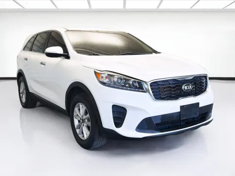 Another view of 2020 Kia Sorento L for sale in Montclair, CA at KarGenie