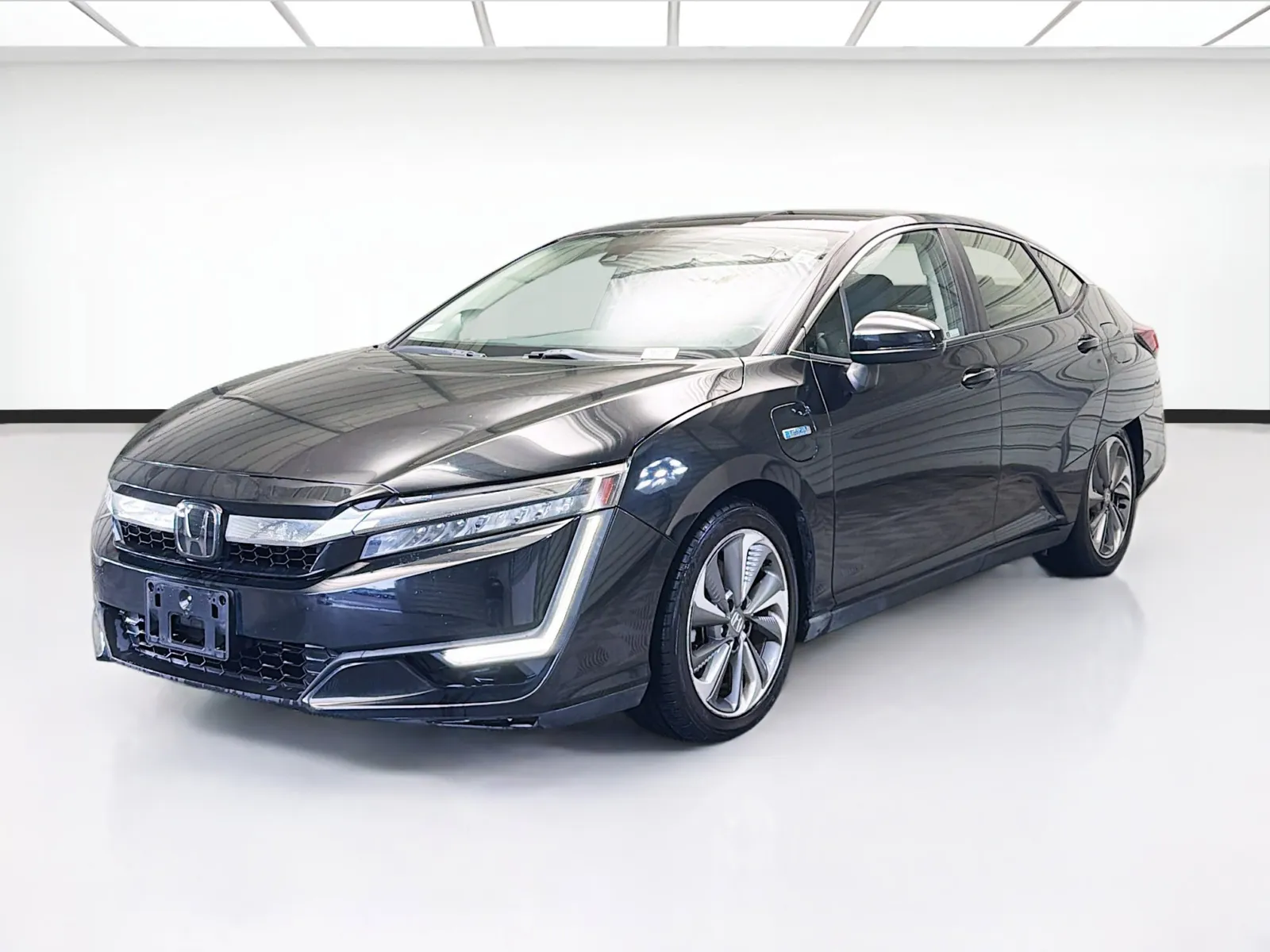 Black 2018 Honda Clarity Plug-In Hybrid Touring for sale in Montclair, CA