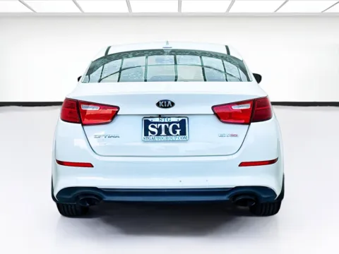 More photos of 2015 Kia Optima EX at KarGenie, CA