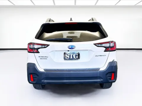 More photos of 2022 Subaru Outback Premium at KarGenie, CA