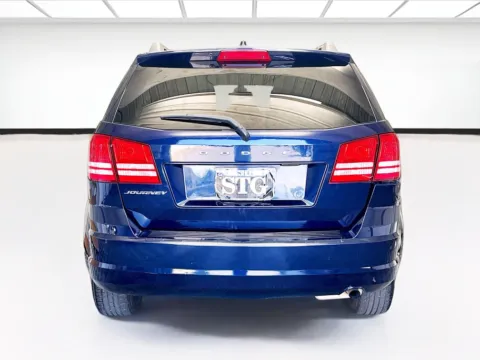 More photos of 2018 Dodge Journey SE at KarGenie, CA