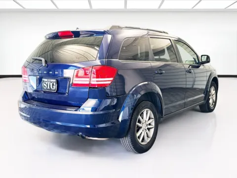 More photos of 2018 Dodge Journey SE at KarGenie, CA