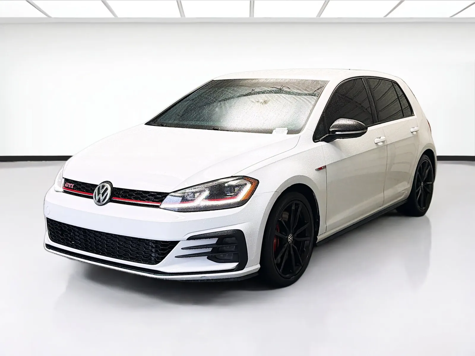 2019 Volkswagen Golf GTI Rabbit Edition's photo