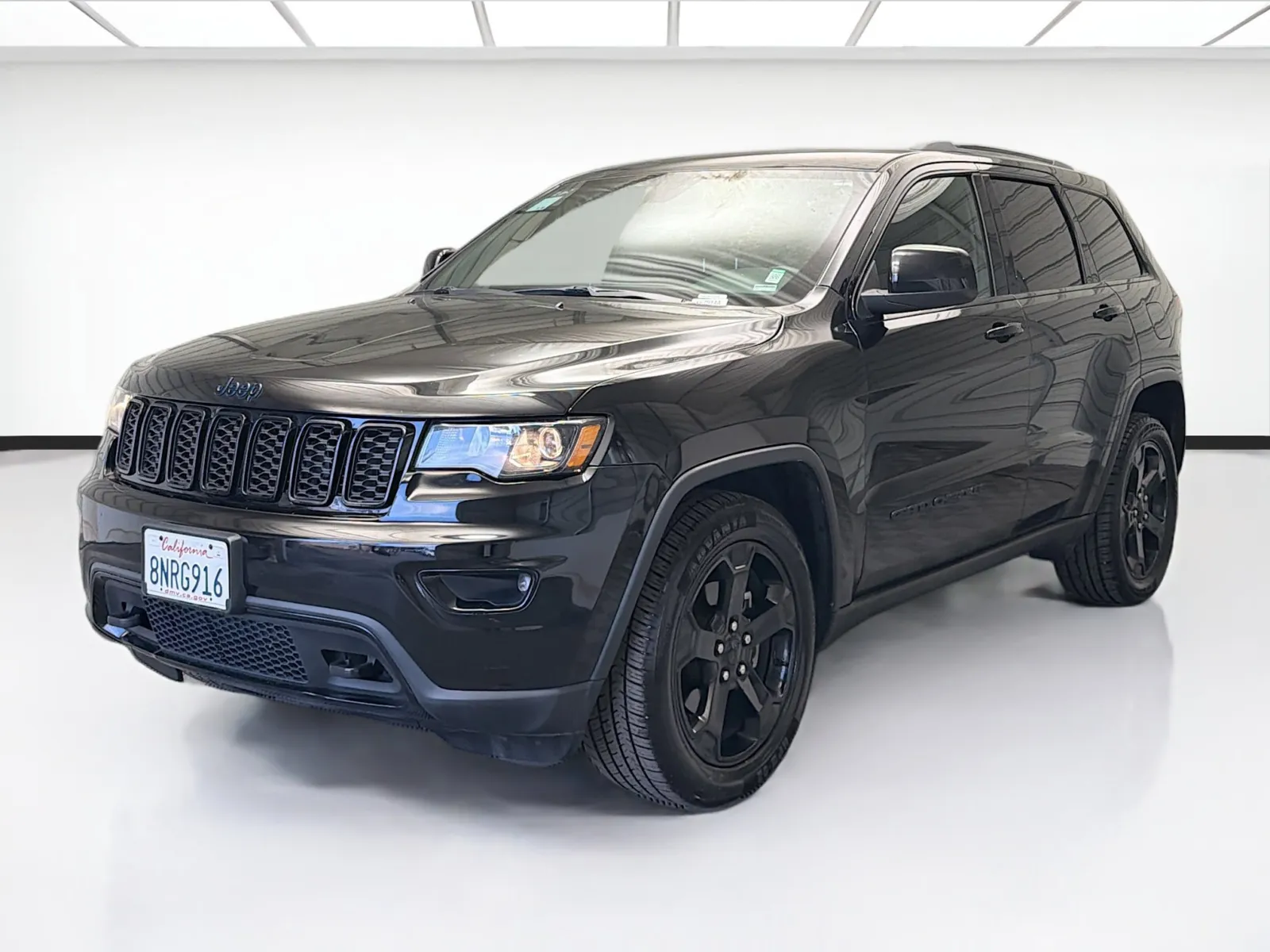Black 2019 Jeep Grand Cherokee Upland Edition for sale in Montclair, CA