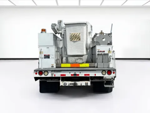 More photos of 2012 Ford Super Duty F-450 DRW Altec AT200A, Telescopic Bucket Truck Mounted Behind Cab at KarGenie, CA
