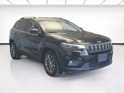 Another view of 2020 Jeep Cherokee Latitude Plus for sale in Montclair, CA at KarGenie
