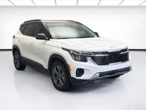 Another view of 2024 Kia Seltos S for sale in Montclair, CA at KarGenie