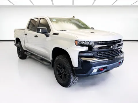 Another view of 2020 Chevrolet Silverado 1500 LT Trail Boss for sale in Montclair, CA at KarGenie
