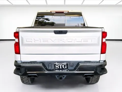 More photos of 2020 Chevrolet Silverado 1500 LT Trail Boss at KarGenie, CA