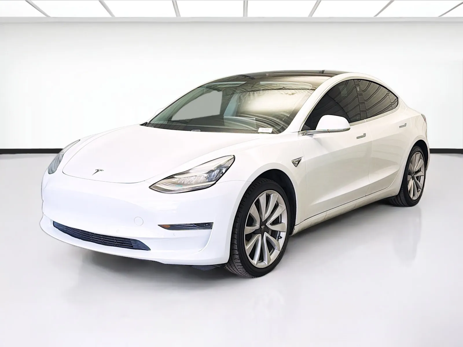 White 2019 Tesla Model 3 Standard Range Plus for sale in Montclair, CA