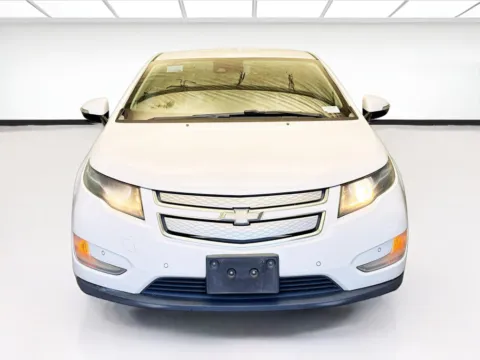 Photos of 2014 Chevrolet Volt for sale in Montclair, CA at KarGenie