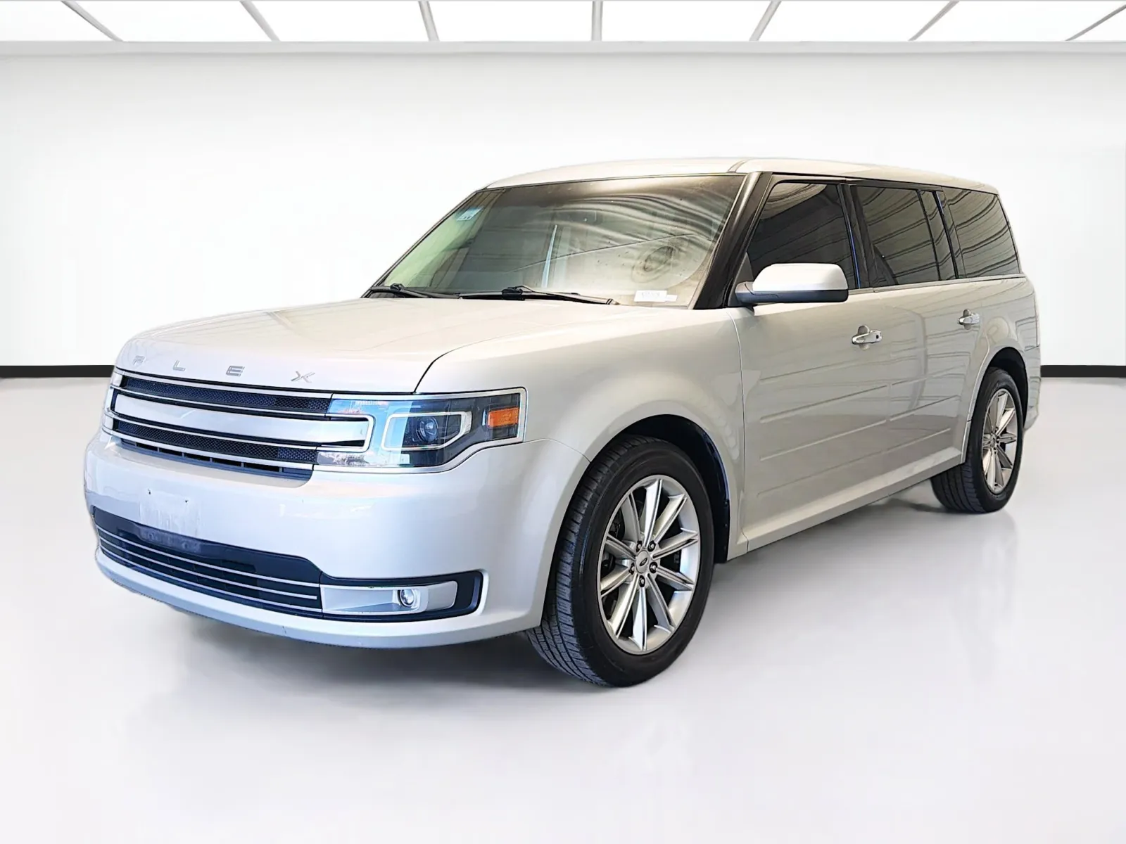 Silver 2019 Ford Flex Limited for sale in Montclair, CA