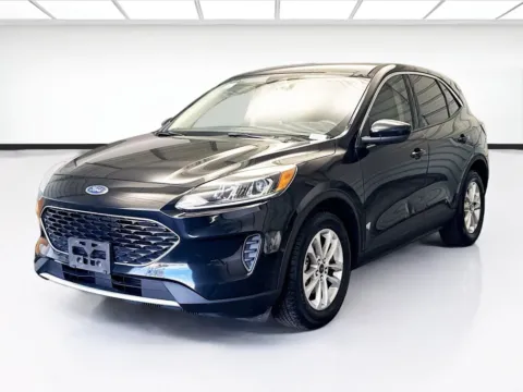 Black 2020 Ford Escape SE for sale in Montclair, CA