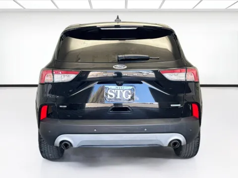 More photos of 2020 Ford Escape SE at KarGenie, CA