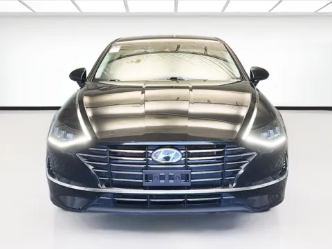 Photos of 2021 Hyundai Sonata SE for sale in Montclair, CA at KarGenie