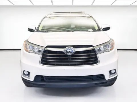 Photos of 2015 Toyota Highlander Limited for sale in Fontana, CA at KarGenie