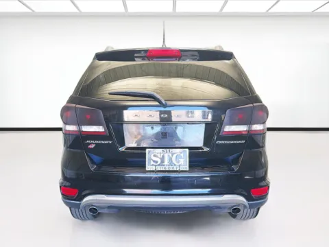 More photos of 2019 Dodge Journey Crossroad at KarGenie, CA