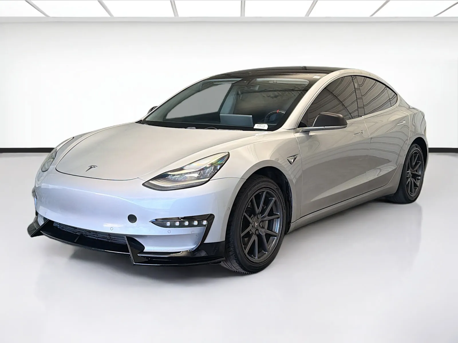 Silver 2018 Tesla Model 3 Long Range for sale in Montclair, CA