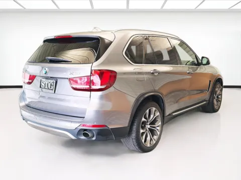 More photos of 2016 BMW X5 xDrive35i at KarGenie, CA