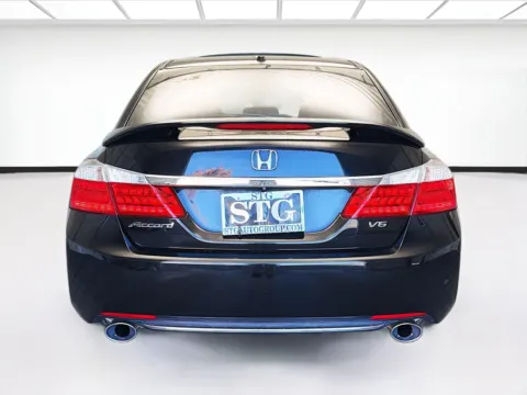 More photos of 2014 Honda Accord Sedan EX-L at KarGenie, CA