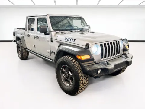 Another view of 2020 Jeep Gladiator Sport S for sale in Montclair, CA at KarGenie