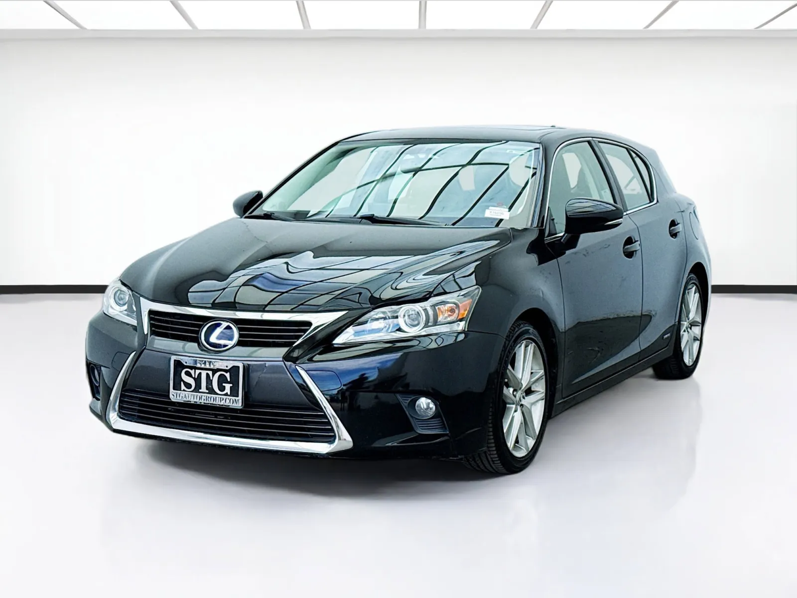 Black 2016 Lexus CT 200h Hybrid for sale in Montclair, CA
