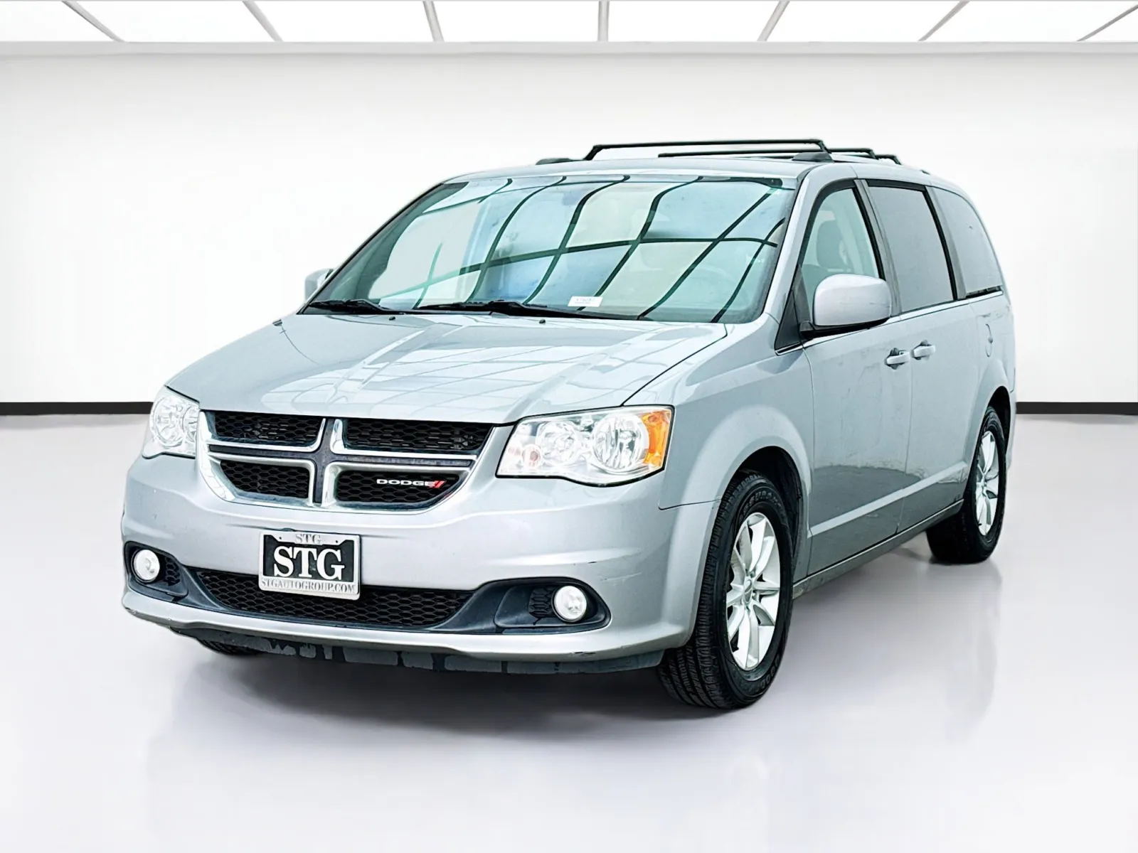Silver 2019 Dodge Grand Caravan SXT for sale in Montclair, CA