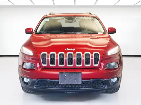 Photos of 2017 Jeep Cherokee Latitude for sale in Montclair, CA at KarGenie