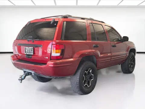 More photos of 2004 Jeep Grand Cherokee Laredo at KarGenie, CA