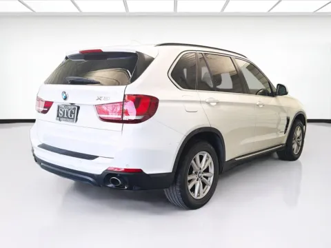 More photos of 2014 BMW X5 sDrive35i at KarGenie, CA