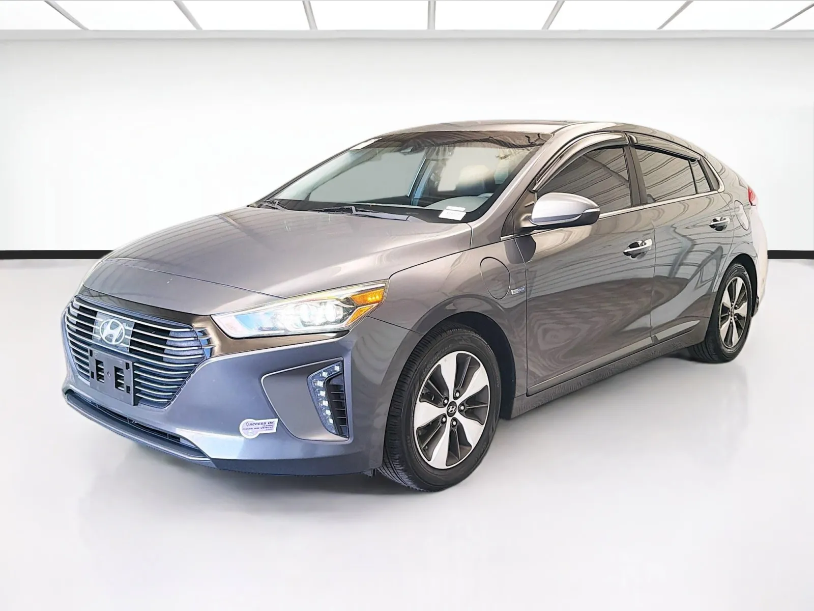 Gray 2019 Hyundai Ioniq Plug-In Hybrid Limited for sale in Montclair, CA