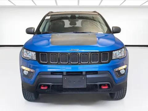Photos of 2018 Jeep Compass Trailhawk for sale in Montclair, CA at KarGenie