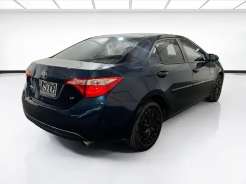 More photos of 2018 Toyota Corolla LE at KarGenie, CA